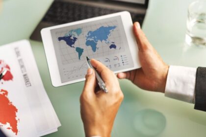 Cross-Border Trade Efficiency: Using Polish Business Infrastructure to Streamline European Distribution